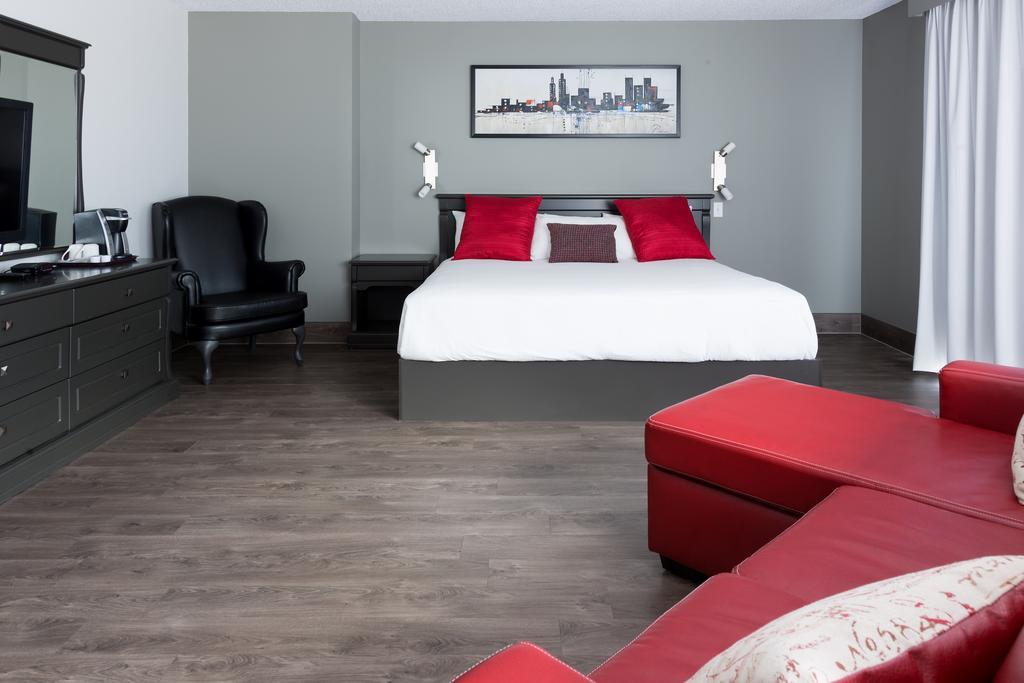 Hotel Universel Алма Екстериор снимка